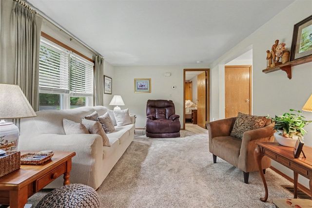6525 Mccords Avenue, Alto, MI 49302