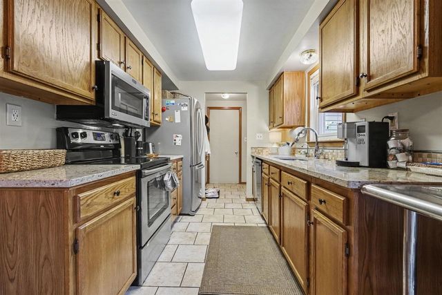 6525 Mccords Avenue, Alto, MI 49302