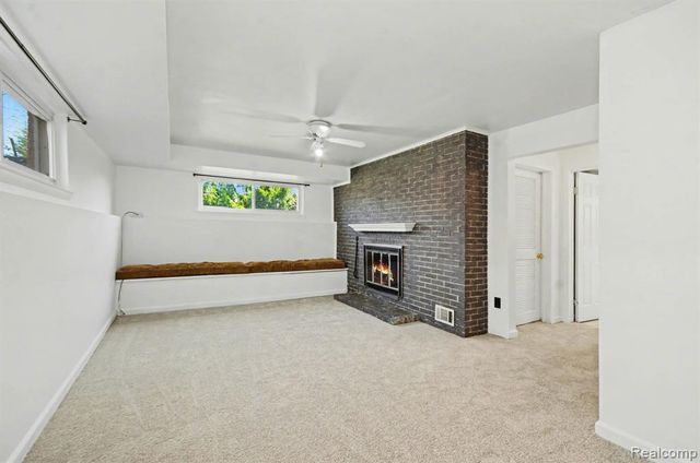 30612 Dover Avenue, Warren, MI 48088