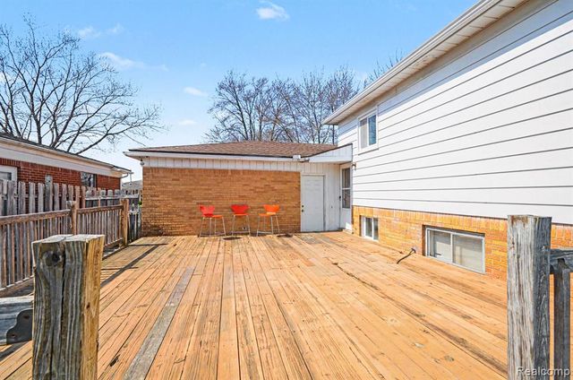 30612 Dover Avenue, Warren, MI 48088