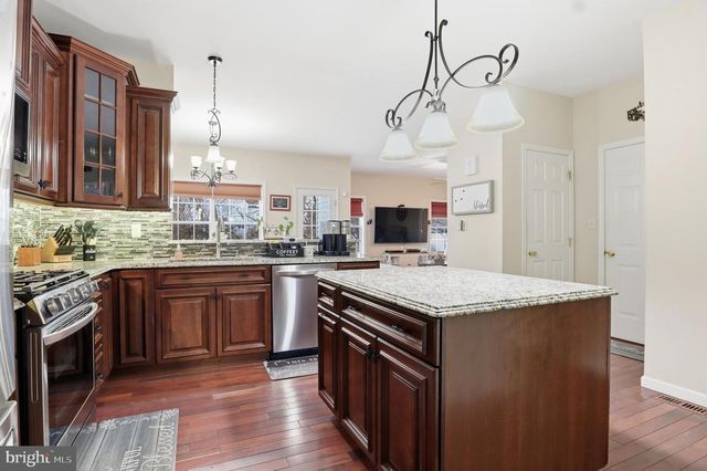 505 BROOKSHIRE DR, Lancaster, PA 17601