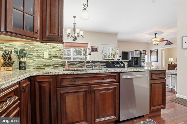 505 BROOKSHIRE DR, Lancaster, PA 17601