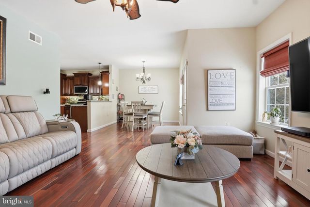 505 BROOKSHIRE DR, Lancaster, PA 17601