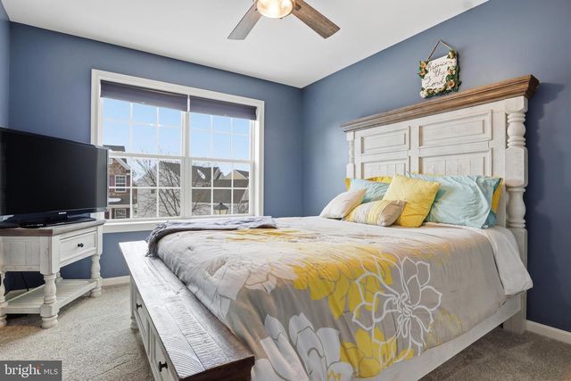 505 BROOKSHIRE DR, Lancaster, PA 17601