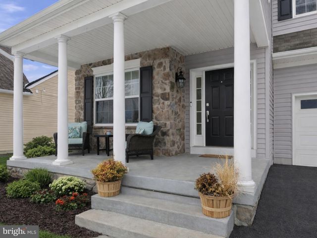 505 BROOKSHIRE DR, Lancaster, PA 17601