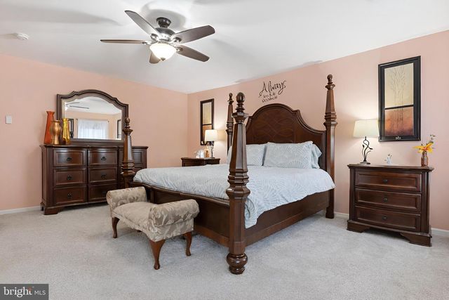 505 BROOKSHIRE DR, Lancaster, PA 17601