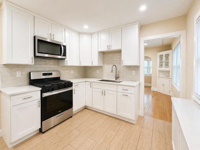 4134 S 1st ROAD, Milwaukee, WI 53207