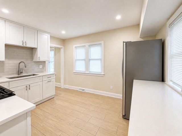 4134 S 1st ROAD, Milwaukee, WI 53207