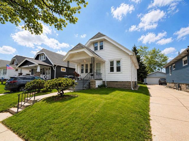 4134 S 1st ROAD, Milwaukee, WI 53207
