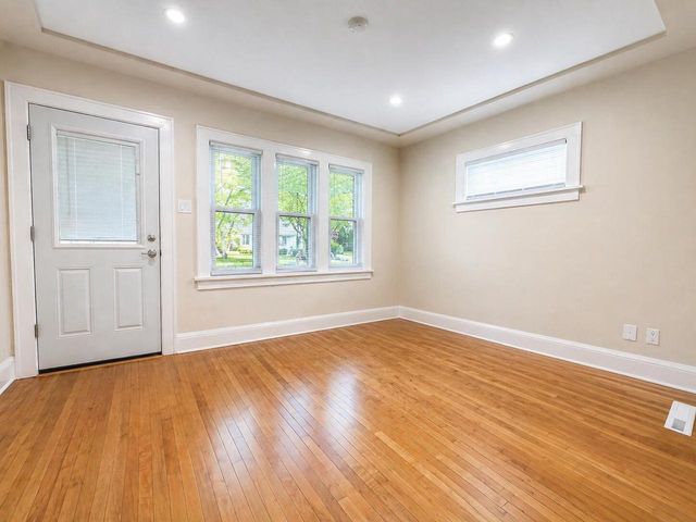 4134 S 1st ROAD, Milwaukee, WI 53207