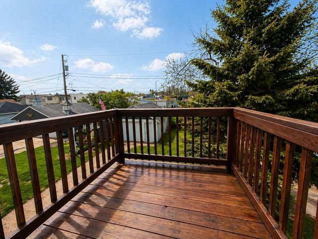 4134 S 1st ROAD, Milwaukee, WI 53207