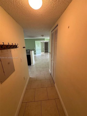 5005 Wiles Road 102, Coconut Creek, FL 33073