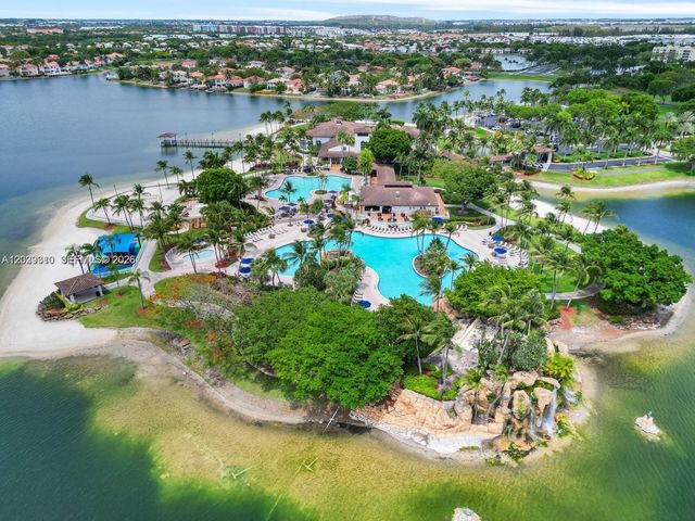 11163 NW 71st Ter, Doral, FL 33178