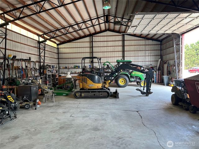 5215 365th Street Ct E, Eatonville, WA 98328