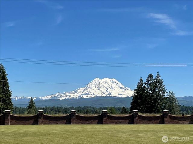 5215 365th Street Ct E, Eatonville, WA 98328