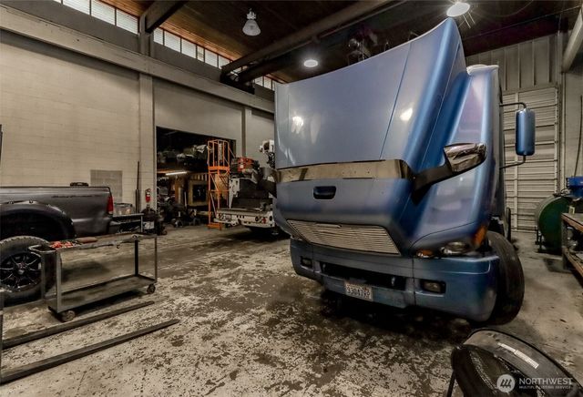 5215 365th Street Ct E, Eatonville, WA 98328