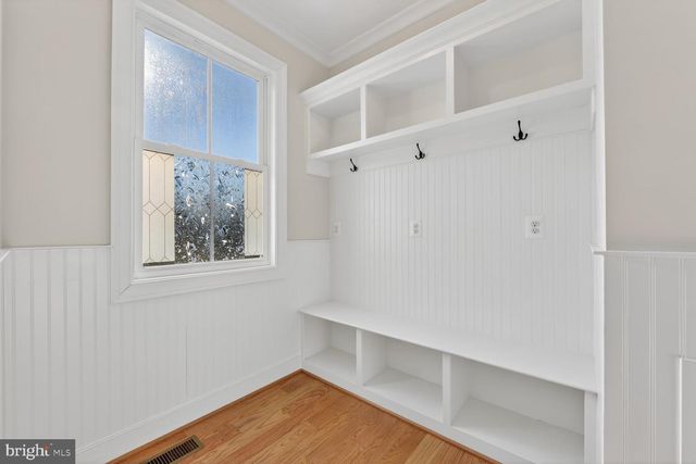 7405 STORM CT, Falls Church, VA 22043