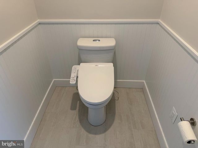 7405 STORM CT, Falls Church, VA 22043