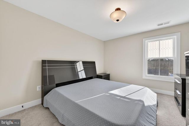 7405 STORM CT, Falls Church, VA 22043