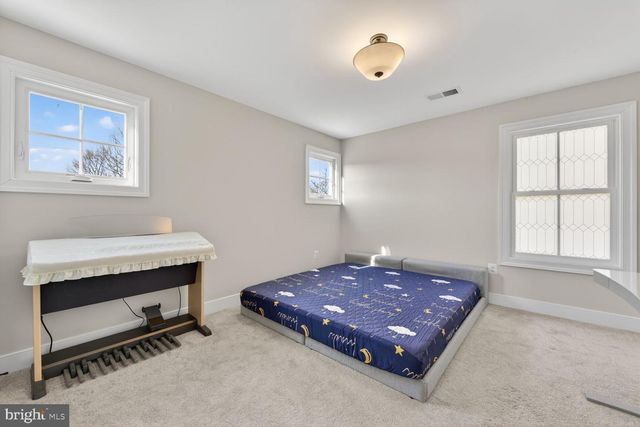 7405 STORM CT, Falls Church, VA 22043