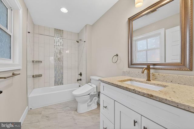 7405 STORM CT, Falls Church, VA 22043