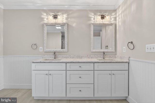 7405 STORM CT, Falls Church, VA 22043