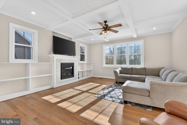 7405 STORM CT, Falls Church, VA 22043