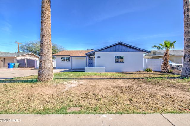6001 W Pinchot Avenue, Phoenix, AZ 85033
