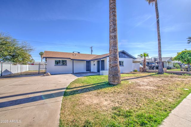 6001 W Pinchot Avenue, Phoenix, AZ 85033