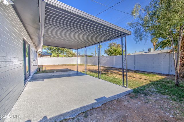 6001 W Pinchot Avenue, Phoenix, AZ 85033