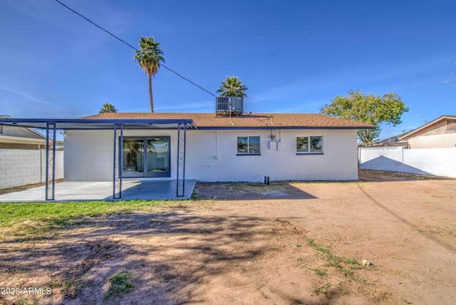 6001 W Pinchot Avenue, Phoenix, AZ 85033