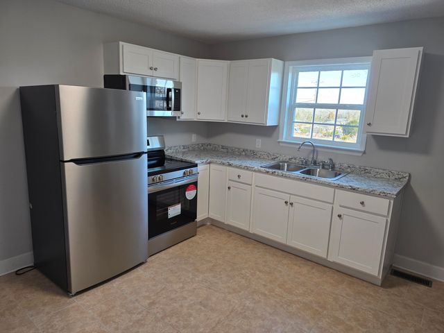 265 S Cedar Lane, Fort Oglethorpe, GA 30742