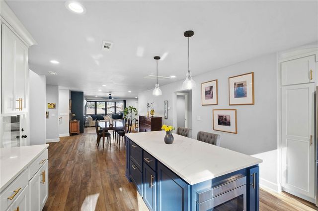 604 N Vinson Avenue, Fayetteville, AR 72701