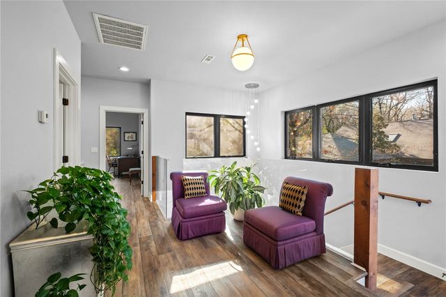 604 N Vinson Avenue, Fayetteville, AR 72701