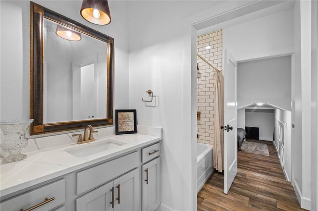 604 N Vinson Avenue, Fayetteville, AR 72701