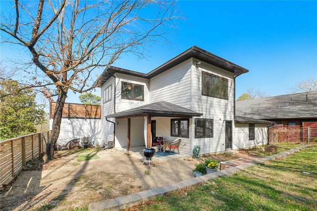 604 N Vinson Avenue, Fayetteville, AR 72701