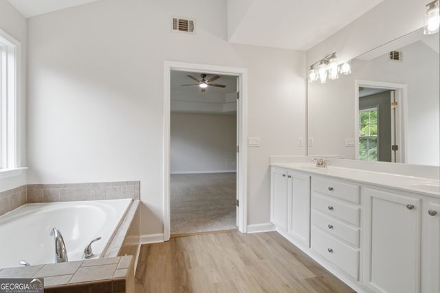 4520 Creekside Cove, College Park, GA 30349