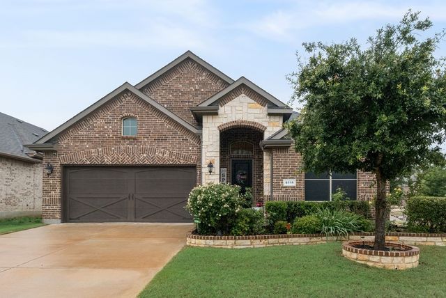 8116 Glenn Day Drive, Arlington, TX 76002