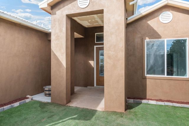 7 Charles Way, Edgewood, NM 87015