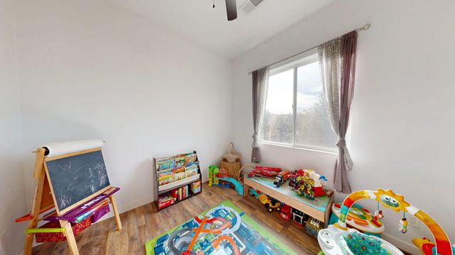 7 Charles Way, Edgewood, NM 87015