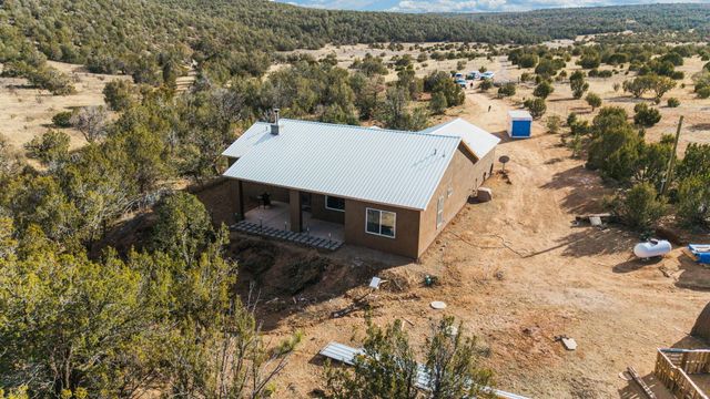 7 Charles Way, Edgewood, NM 87015