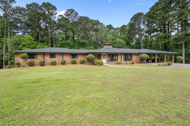 4671 Dogwood Dr, Acworth, GA 30101