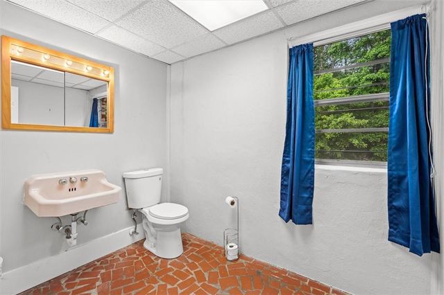 4671 Dogwood Dr, Acworth, GA 30101