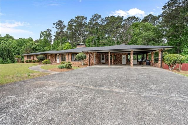 4671 Dogwood Dr, Acworth, GA 30101
