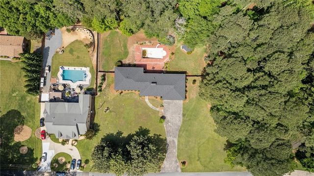 4671 Dogwood Dr, Acworth, GA 30101