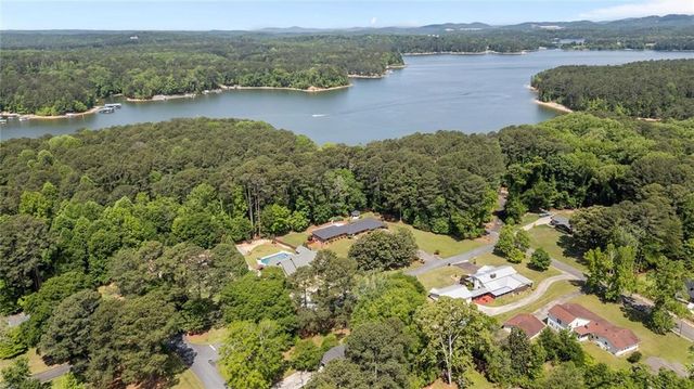 4671 Dogwood Dr, Acworth, GA 30101