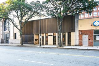 464 Essex St, Lawrence, MA 01840