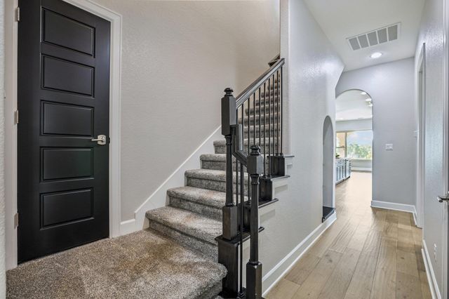 109 Charmstone LN, Georgetown, TX 78628