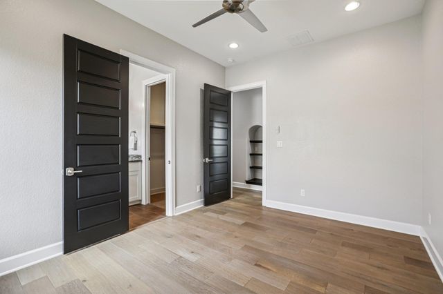 109 Charmstone LN, Georgetown, TX 78628