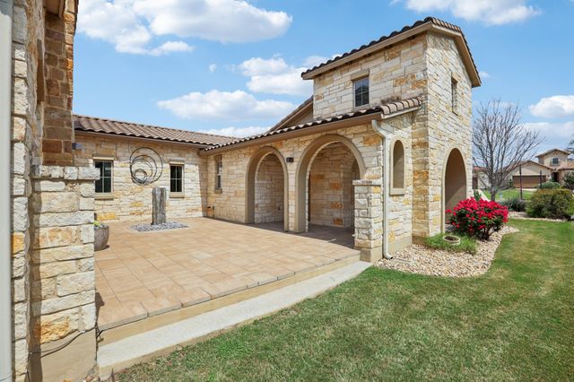 109 Charmstone LN, Georgetown, TX 78628